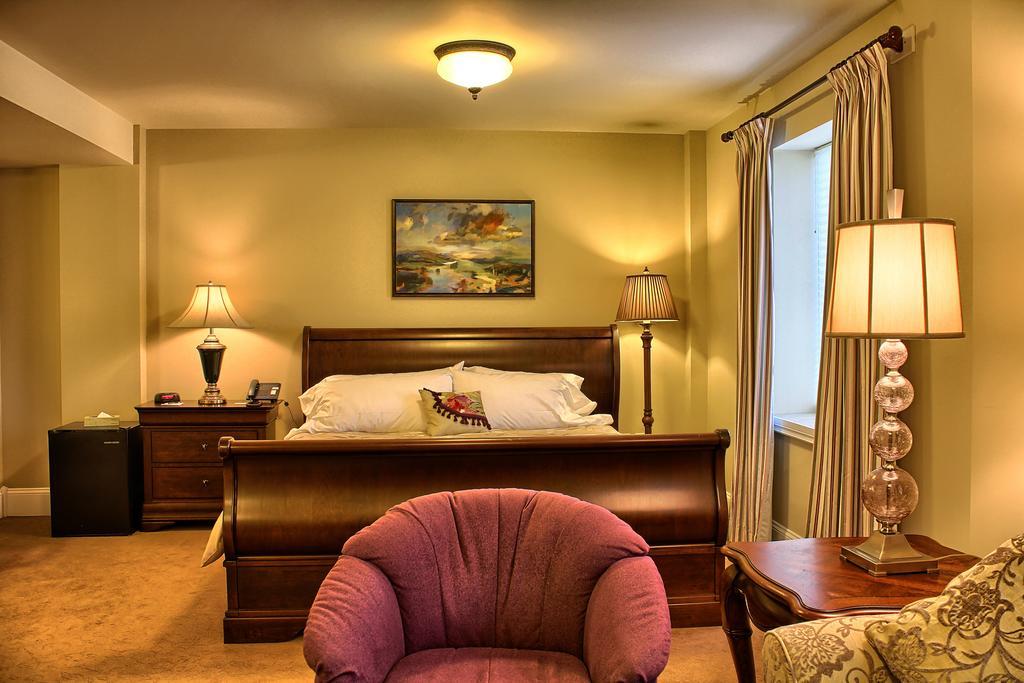 Grant Hall Hotel Moose Jaw Exterior foto